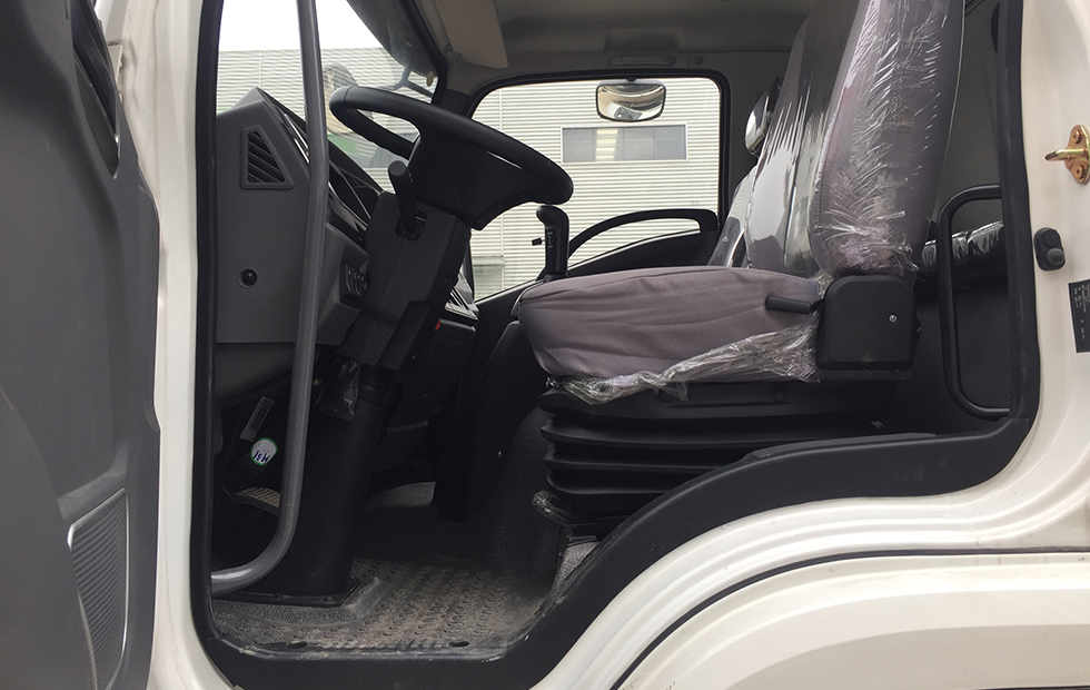 東風多利卡12方壓縮垃圾車