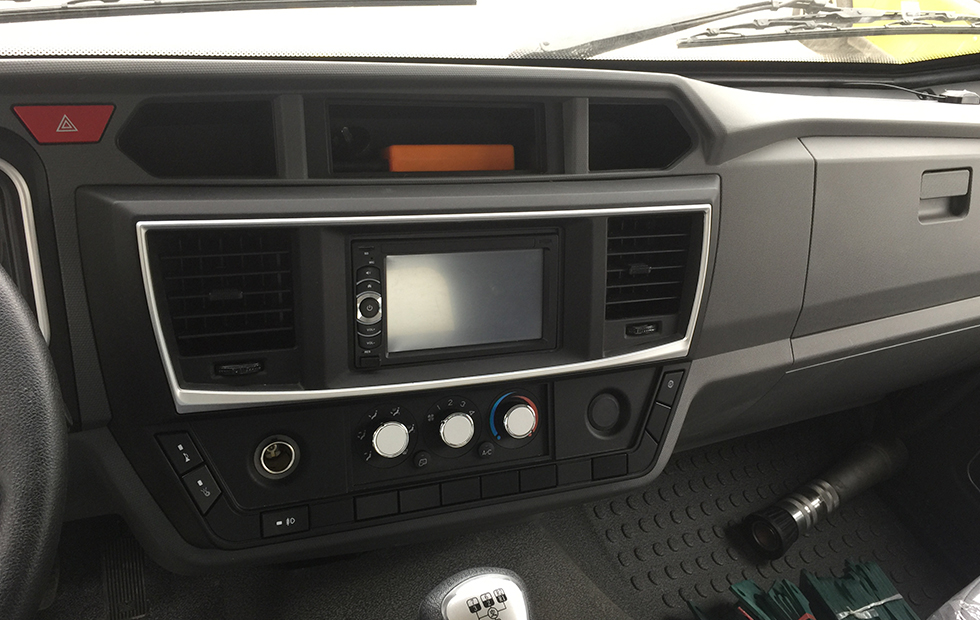 東風多利卡12方壓縮垃圾車